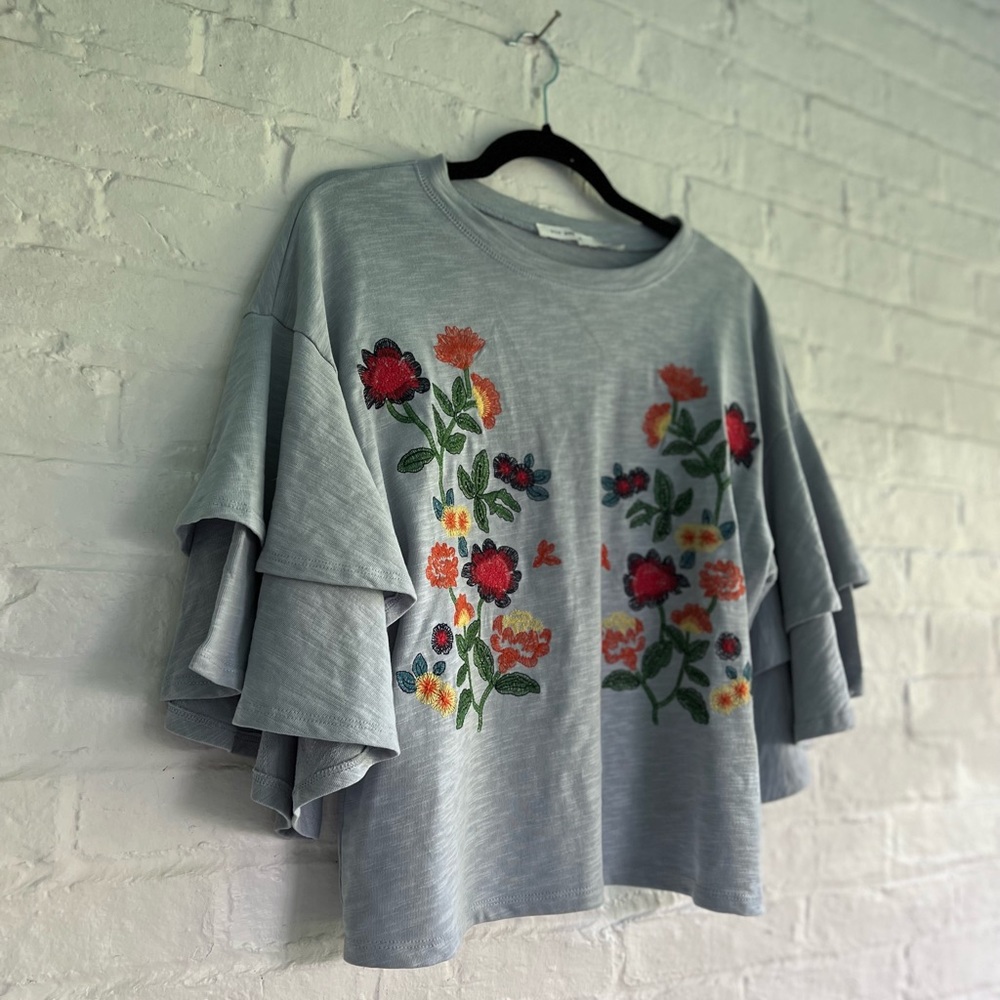 Blu Pepper top